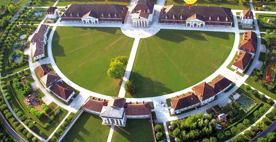 De la grande saline de Salins-les-bains à la saline royale d&rsquo;Arc-et-Senans, la production du sel ignigène